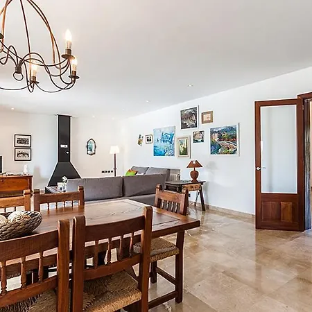 Oliva Villa